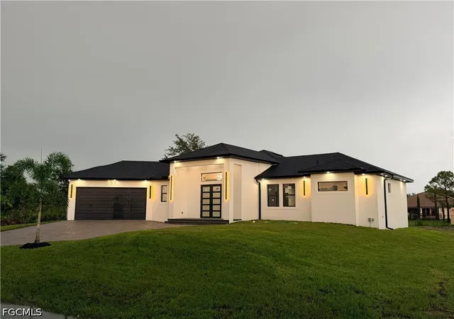 Photo 2 of Single family home for sale at 808 Maple Ave N, Lehigh Acres, FL 33972 | MLS# 2026034298 | Listing updated on 2026-09-14