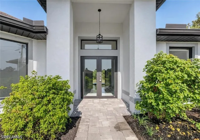 Photo 4 of Single family home for sale at 526 Wabasso Ave S, Lehigh Acres, FL 33974 | MLS# 226029183 | Listing updated on 2026-10-15