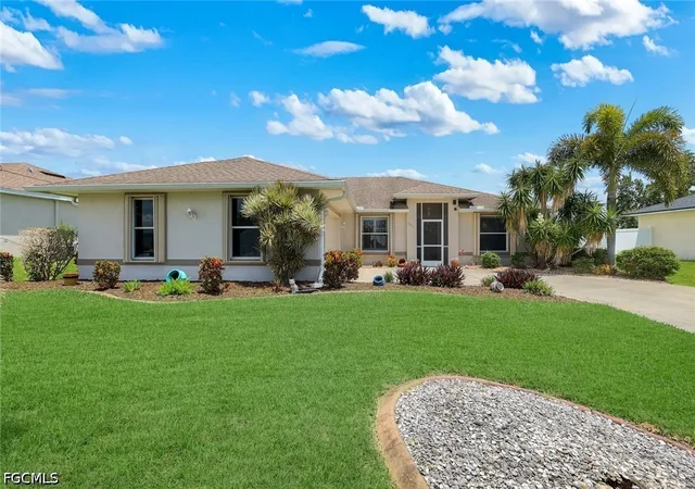 Photo 4 of Single family home for sale at 1815 NE 2nd Place, Cape Coral, FL 33909 | MLS# 2026034335 | Listing updated on 2026-09-03