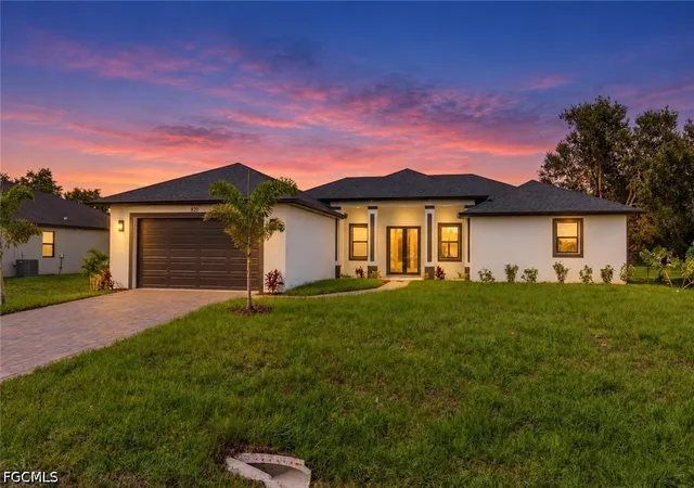 Photo 1 of Single family home for sale at 820 Lystra Ave, Fort Myers, FL 33913 | MLS# 2026034359 | Listing updated on 2026-10-29