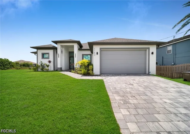 Photo 2 of Single family home for sale at 513 Ne 15th Terrace, Cape Coral, FL 33909 | MLS# 2026034381 | Listing updated on 2026-09-10