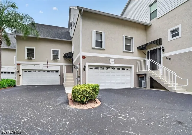 Townhouse for sale at 3623 Edgewood Ave, Fort Myers, FL 33916 | MLS# 226027796