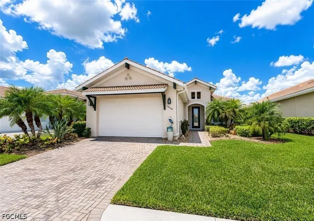 Photo 2 of Sale Pending at 10566 Carena Cir, Fort Myers, FL 33913 | MLS# 2026034420 | Listing updated on 2026-09-03