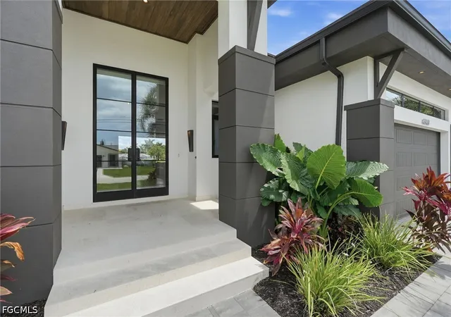 Photo 3 of Single family home for sale at 4949 Seville Ct, Cape Coral, FL 33904 | MLS# 2026034460 | Listing updated on 2026-10-07