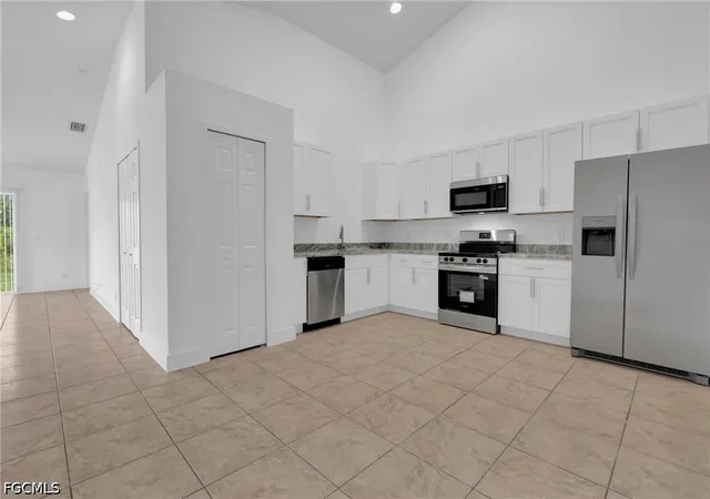 Listing Photo 5 - Condo for sale in building located at 5236/5238 28th St SW, Lehigh Acres, FL 33973