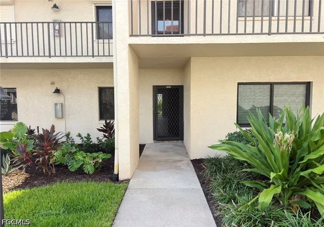 Photo 4 of Condo for sale at 11460 Caravel Cir #5002, Fort Myers, FL 33908 | MLS# 2026034476 | Listing updated on 2026-09-29