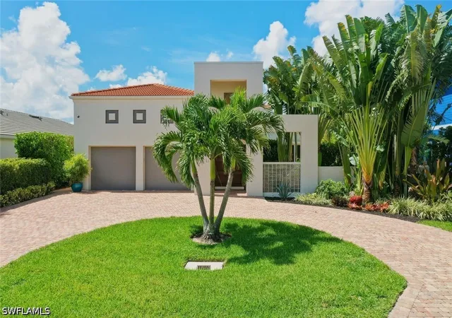 Photo 1 of Single family home for sale at 576 96th Avenue N, Naples, FL 34108 | MLS# 226028101 | Listing updated on 2026-09-13