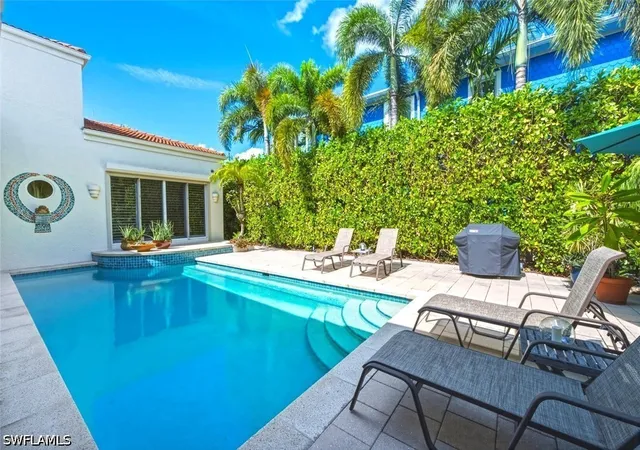 Photo 4 of Single family home for sale at 576 96th Avenue N, Naples, FL 34108 | MLS# 226028101 | Listing updated on 2026-09-13