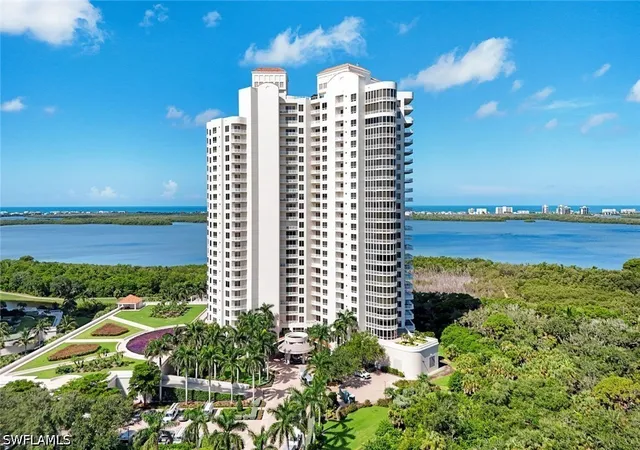 Listing Photo 2 - Condo for sale in building located at 4851 Bonita Bay Blvd, Bonita Springs, FL 34134 - Unit #1002
