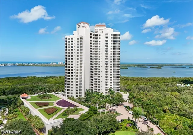 Listing Photo 3 - Condo for sale in building located at 4851 Bonita Bay Blvd, Bonita Springs, FL 34134 - Unit #1002