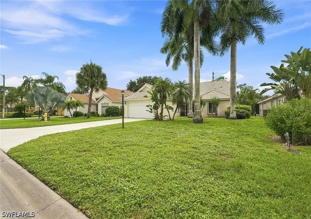 Photo 3 of Single family home for sale at 6022 Westbourgh Dr, Naples, FL 34112 | MLS# 226029469 | Listing updated on 2026-09-09