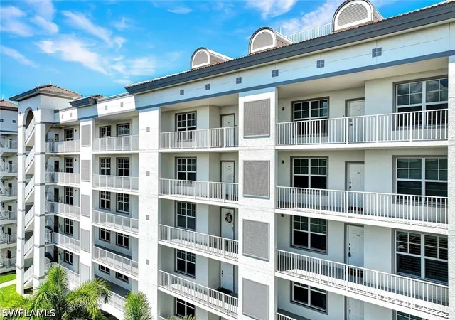 Listing Photo 5 - Condo for sale in building located at 28700 Trails Edge Blvd, Bonita Springs, FL 34134 - Unit #602