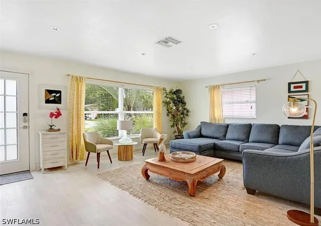 Photo 4 of Single family home for sale at 856 98th Avenue N, Naples, FL 34108 | MLS# 226029515 | Listing updated on 2026-09-16