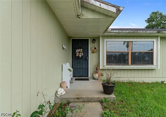 Photo 2 of Sale Pending at 6173 Sumter Dr, Brooksville, FL 34602 | MLS# 2026034616 | Listing updated on 2026-09-14