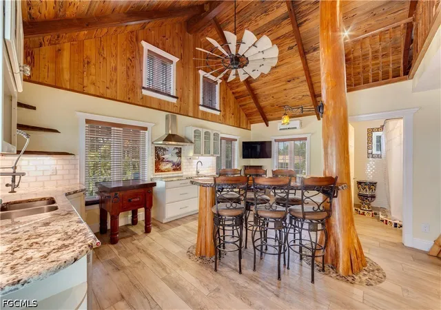 Photo 3 of Single family home for sale at 7146 Congdon Rd, Fort Myers, FL 33908 | MLS# 2026034699 | Listing updated on 2026-09-13