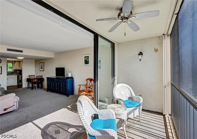 Listing Photo 4 - Condo for sale in building located at 4240 Steamboat Bend, Fort Myers, FL 33919 - Unit #303