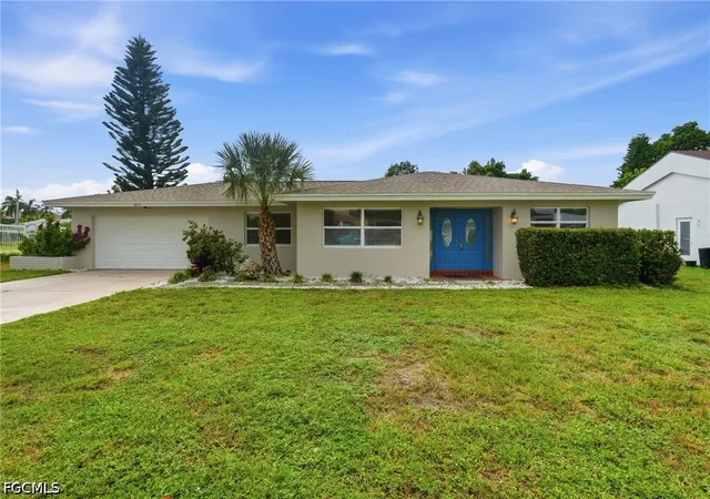 Photo 1 of Sale Pending at 8931 Andover St, Fort Myers, FL 33907 | MLS# 2026034704 | Listing updated on 2026-09-08