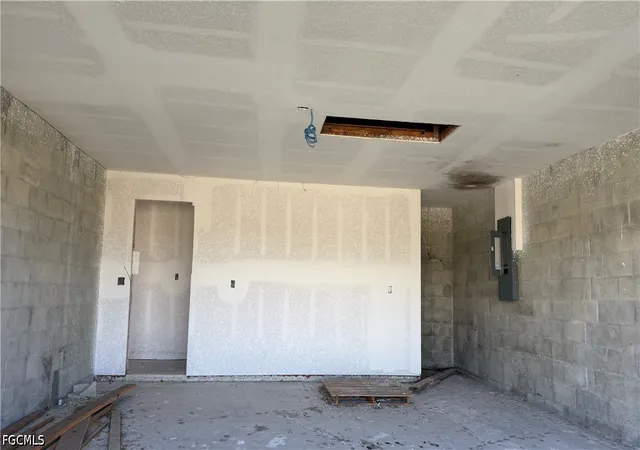 Photo 4 of Single family home for sale at 1713 Chiquita Blvd N, Cape Coral, FL 33993 | MLS# 2026034725 | Listing updated on 2026-08-31