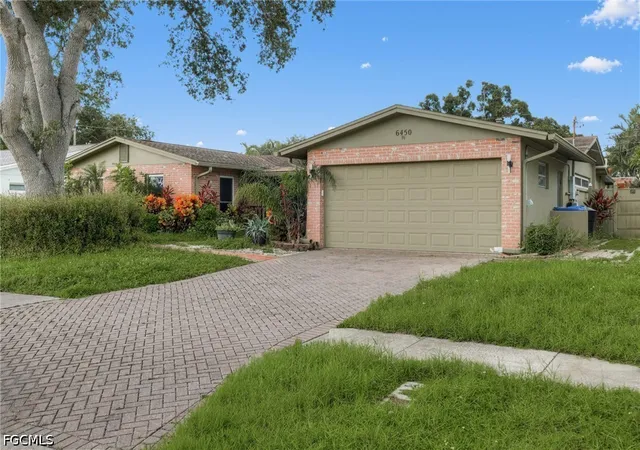 Photo 2 of Single family home for sale at 6450 31st Terrace N, Saint Petersburg, FL 33710 | MLS# 2026034728 | Listing updated on 2026-09-02