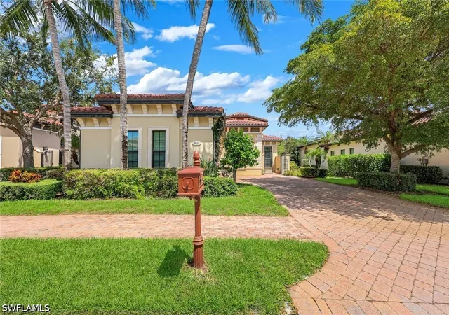 Photo 3 of Single family home for sale at 9461 Napoli Ln, Naples, FL 34113 | MLS# 226029590 | Listing updated on 2026-09-08