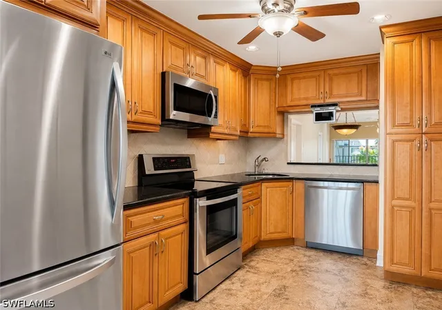 Listing Photo 5 - Condo for sale in building located at 3370 10Th St N, Naples, FL 34103 - Unit #1308