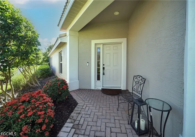 Photo 3 of Single family home for sale at 10057 Oakhurst Way, Fort Myers, FL 33913 | MLS# 2026034785 | Listing updated on 2026-09-15