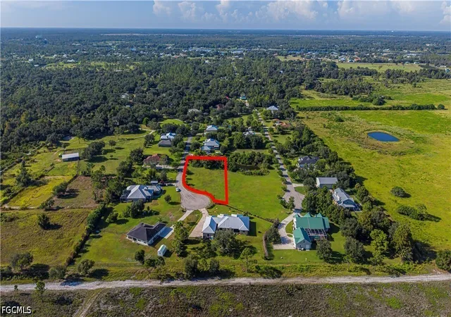Photo 3 of Land for sale at 18901 Bridge Wood Ct, Alva, FL 33920 | MLS# 2026034804 | Listing updated on 2026-10-05