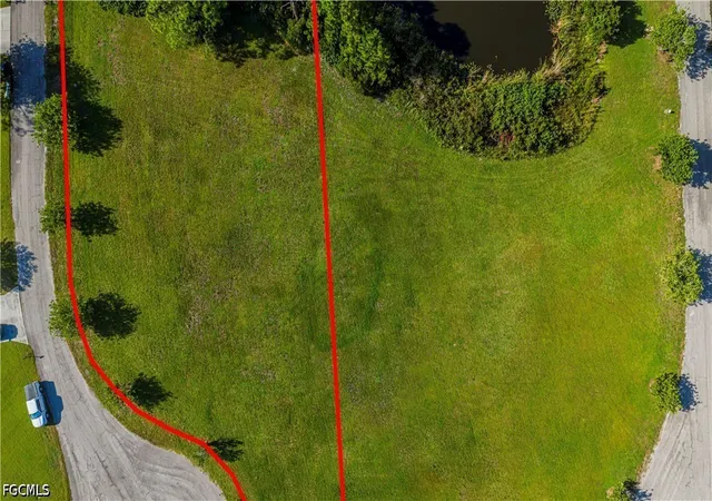 Photo 4 of Land for sale at 18901 Bridge Wood Ct, Alva, FL 33920 | MLS# 2026034804 | Listing updated on 2026-10-05
