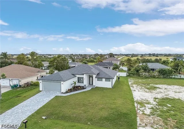 Photo 3 of Single family home for sale at 1814 Ne 22nd Ave, Cape Coral, FL 33909 | MLS# 2026034868 | Listing updated on 2026-09-14
