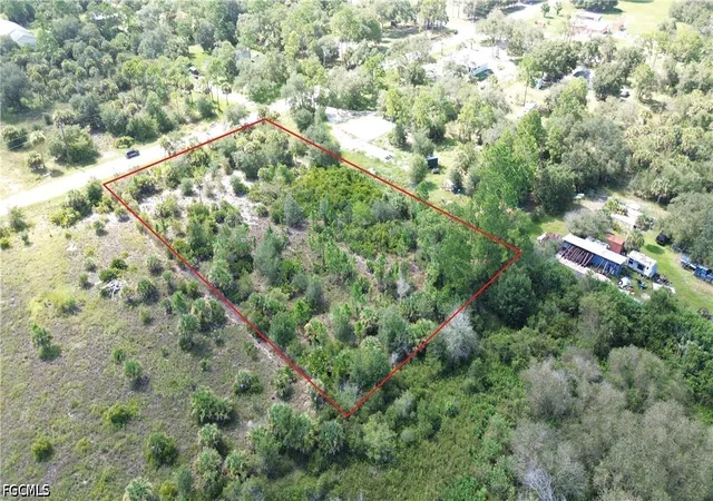Photo 2 of Land for sale at 535 S Coral St, Clewiston, FL 33440 | MLS# 2026034916 | Listing updated on 2026-09-18
