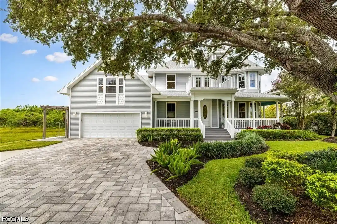 Photo 1 of Single family home for sale at 1495 Gordon River Ln, Naples, FL 34104 | MLS# 2026034920 | Listing updated on 2026-10-30