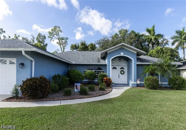 Photo 3 of Single family home for sale at 6408 Emerald Pines Cir, Fort Myers, FL 33966 | MLS# 2026034950 | Listing updated on 2026-09-14