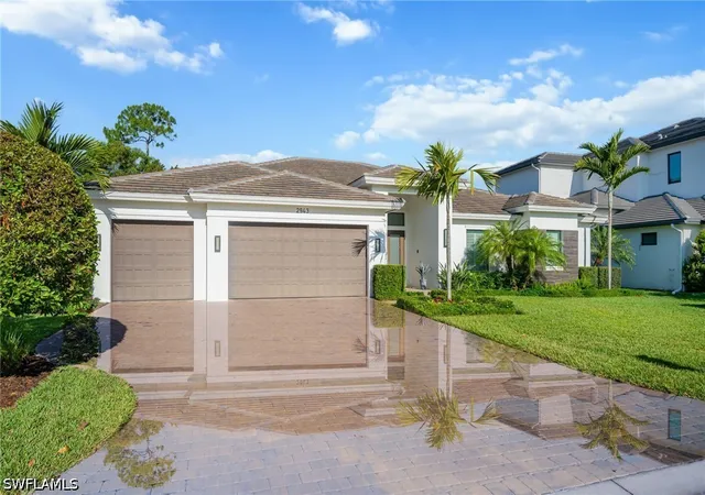 Photo 2 of Single family home for sale at 2943 Coco Lakes Dr, Naples, FL 34105 | MLS# 226018159 | Listing updated on 2026-09-06