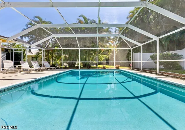 Photo 2 of Sale Pending at 376 Prather Dr, Fort Myers, FL 33919 | MLS# 2026034998 | Listing updated on 2026-09-03