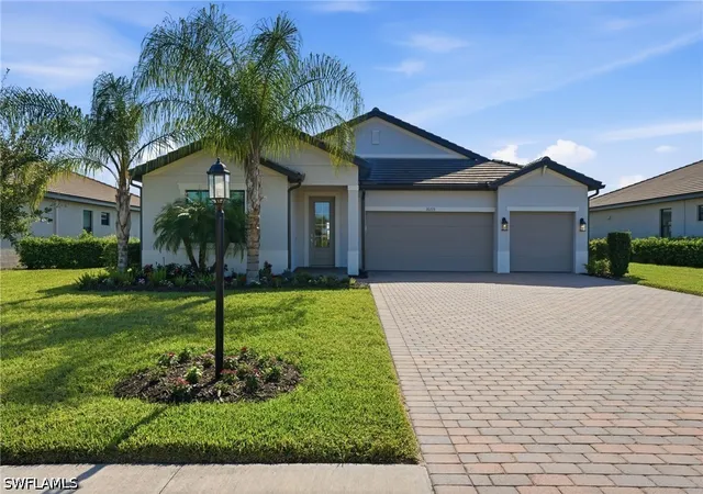 Photo 2 of Single family home for sale at 20273 Kingmont Dr, Estero, FL 33928 | MLS# 226024167 | Listing updated on 2026-09-16
