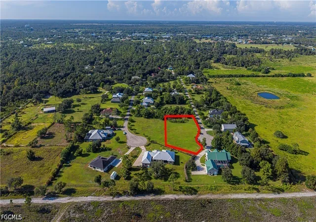 Photo 3 of Land for sale at 18900 Creek Bridge Ct, Alva, FL 33920 | MLS# 2026035060 | Listing updated on 2026-09-12