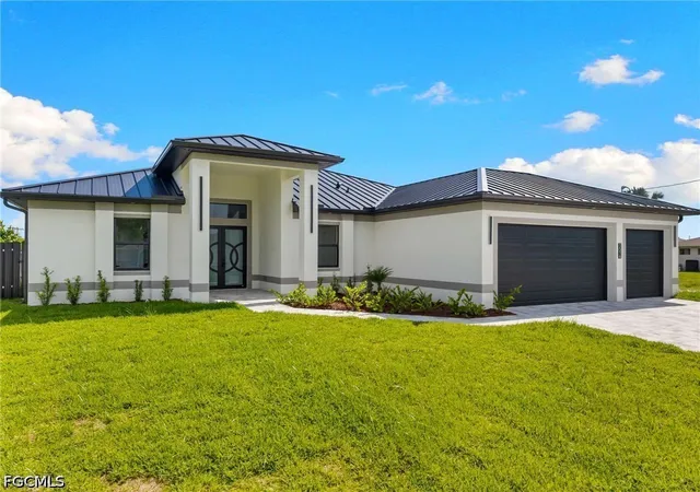Photo 3 of Sale Pending at 1516 NE 2nd Terrace, Cape Coral, FL 33909 | MLS# 2026035162 | Listing updated on 2026-09-08