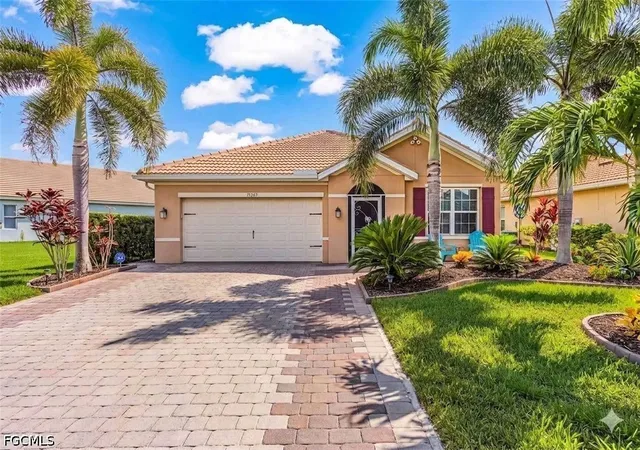 Photo 1 of Single family home for sale at 15263 Yellow Wood Dr, Alva, FL 33920 | MLS# 2026035174 | Listing updated on 2026-09-10