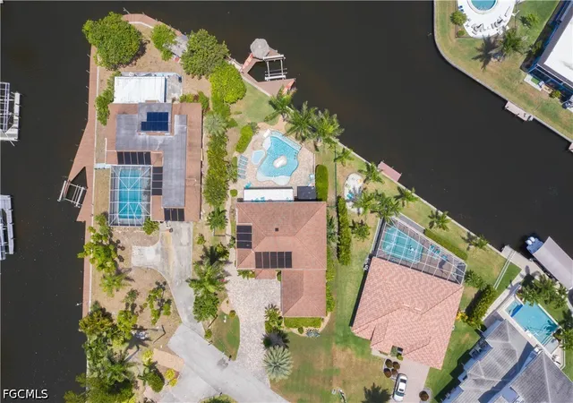 Photo 2 of Single family home for sale at 5105 Rutland Ct, Cape Coral, FL 33904 | MLS# 2026035180 | Listing updated on 2026-09-08