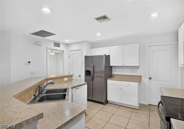 Photo 4 of Single family home for sale at 2902 49th Street W, Lehigh Acres, FL 33971 | MLS# 2026035190 | Listing updated on 2026-10-14