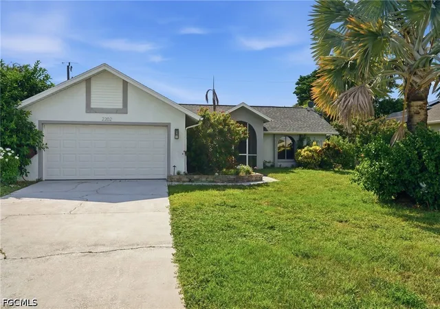 Photo 2 of Single family home for sale at 2202 Sw 14th Ave, Cape Coral, FL 33991 | MLS# 2026035227 | Listing updated on 2026-09-13