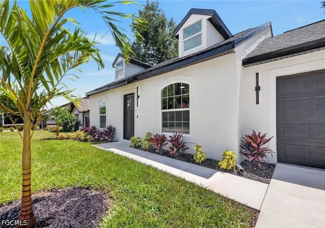 Photo 2 of Single family home for sale at 9100 Aster Rd, Fort Myers, FL 33967 | MLS# 2026035229 | Listing updated on 2026-10-06