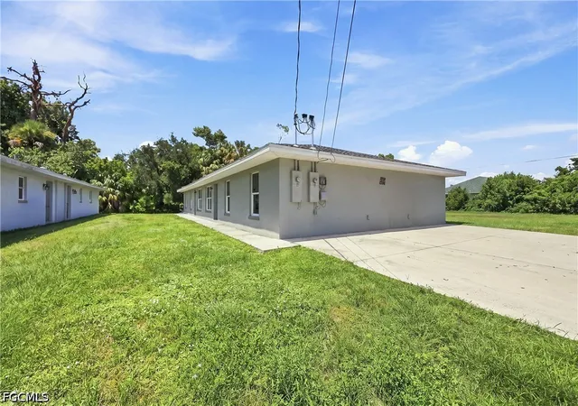 Photo 1 of Multi family home for sale at 1912/1914 French St, Fort Myers, FL 33916 | MLS# 2026035240 | Listing updated on 2026-09-14