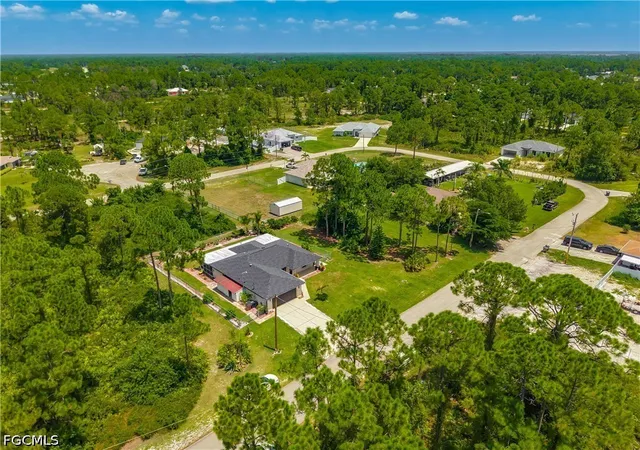 Photo 2 of Sale Pending at 927 Franklin St E, Lehigh Acres, FL 33974 | MLS# 2026035263 | Listing updated on 2026-10-12