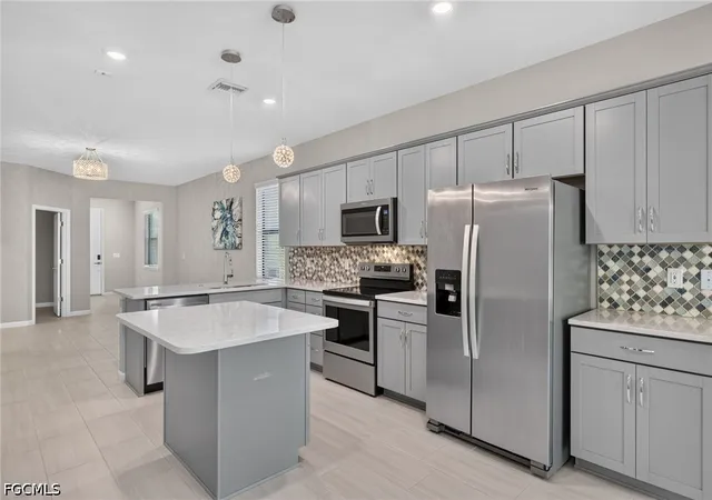 Photo 3 of Single family home for sale at 3946 Spotted Eagle Wy, Fort Myers, FL 33966 | MLS# 2026035308 | Listing updated on 2026-10-29