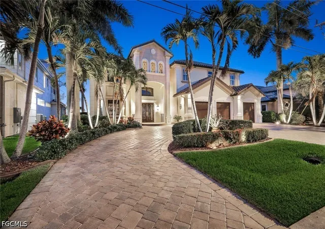 Photo 1 of Single family home for sale at 3820 Surfside Blvd, Cape Coral, FL 33914 | MLS# 2026035391 | Listing updated on 2026-09-06