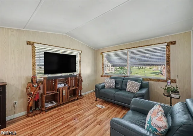 Photo 4 of Manufactured home for sale at 881 Homestead Dr, North Fort Myers, FL 33917 | MLS# 2026035397 | Listing updated on 2026-09-27