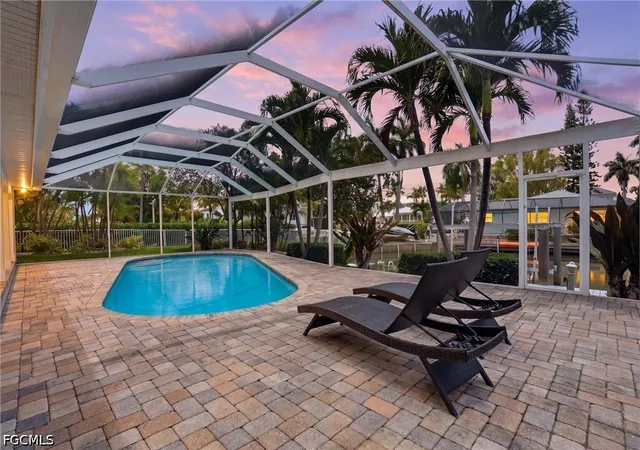 Photo 2 of Single family home for sale at 1590 Sandpiper St, Naples, FL 34102 | MLS# 2026035400 | Listing updated on 2026-09-13
