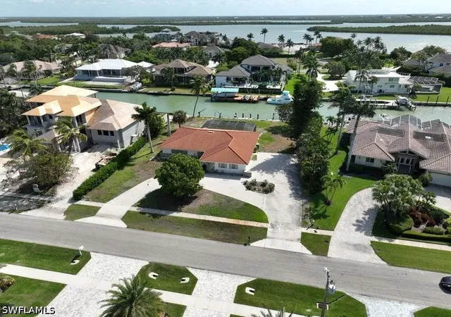 Photo 1 of Sale Pending at 961 Scott Dr, Marco Island, FL 34145 | MLS# 226030089 | Listing updated on 2026-09-12