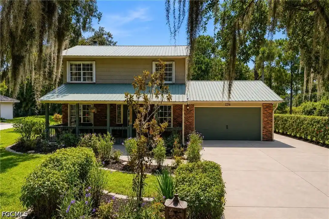 Single family home for sale at 2216 River Oak Ln, Fort Myers, FL 33905 | MLS# 2026035431